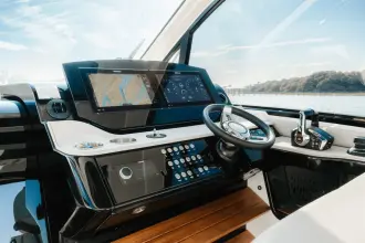 Thumbnail von Sea Ray 370 Sundancer Outboard