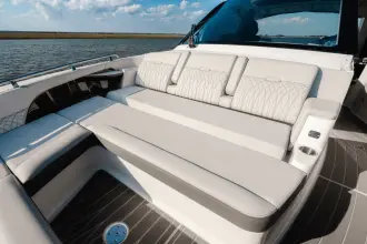 Thumbnail von Sea Ray 370 Sundancer Outboard