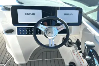 Thumbnail von Sea Ray SDX 270