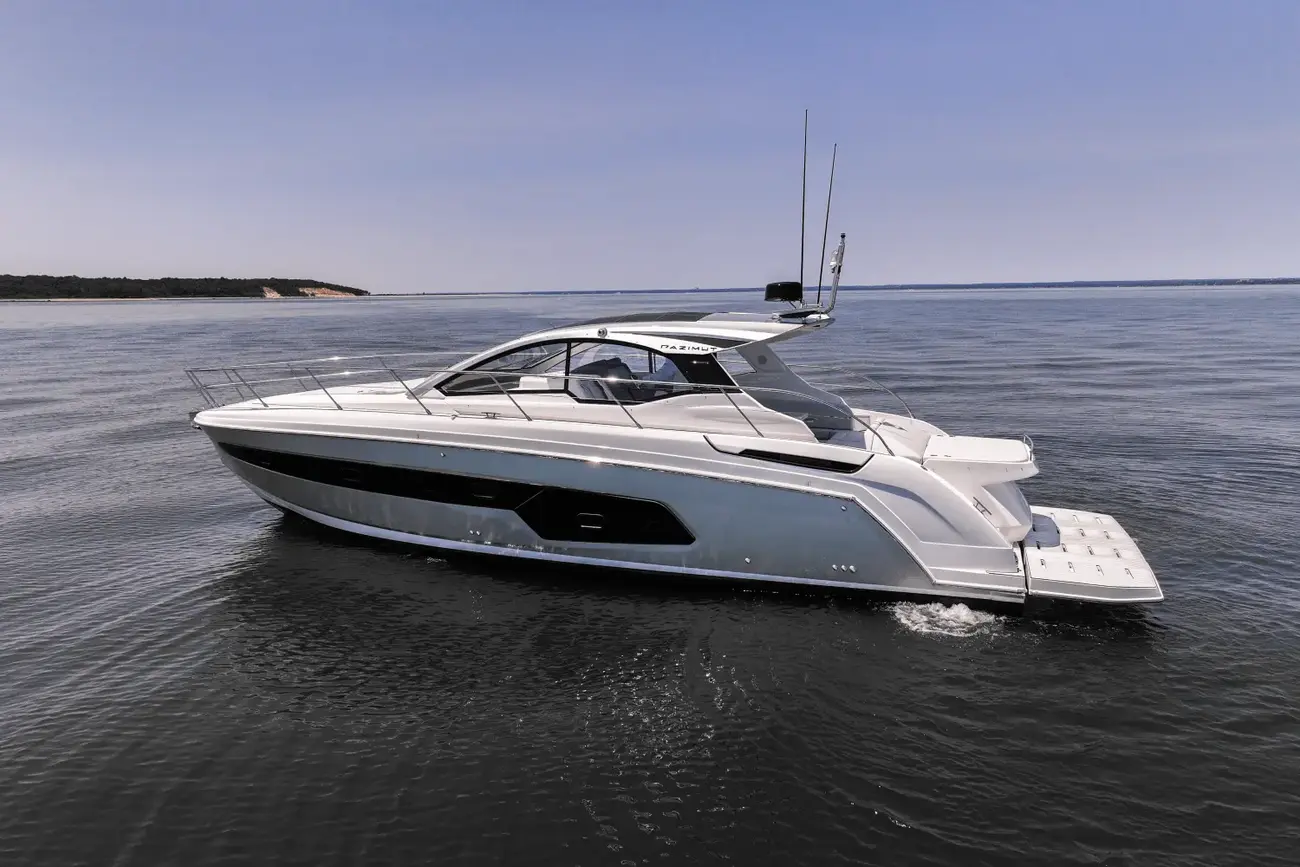 Thumbnail von Azimut Atlantis 45