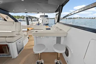 Thumbnail von Cruisers Yachts 42 GLS OB