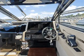 Thumbnail von Cruisers Yachts 42 GLS OB