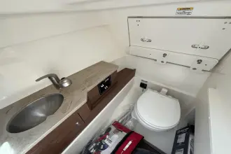 Thumbnail von Boston Whaler 280 Vantage