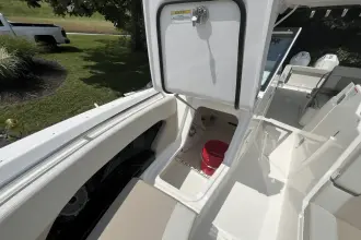 Thumbnail von Boston Whaler 280 Vantage