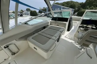 Thumbnail von Boston Whaler 280 Vantage
