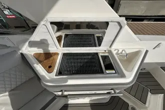 Thumbnail von Sea Ray SLX 310 Outboard