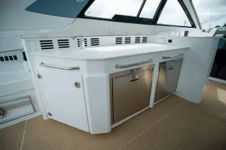 Thumbnail von Cruisers Yachts 42 GLS OB