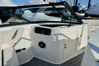 Thumbnail von Sea Ray SDX 250