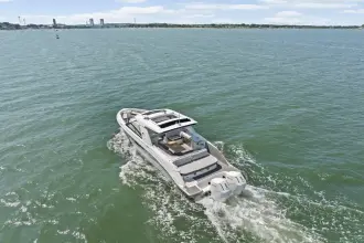 Thumbnail von Sea Ray SLX 400 Outboard