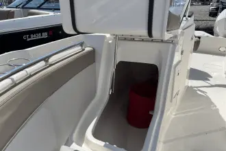 Thumbnail von Boston Whaler 210 Vantage