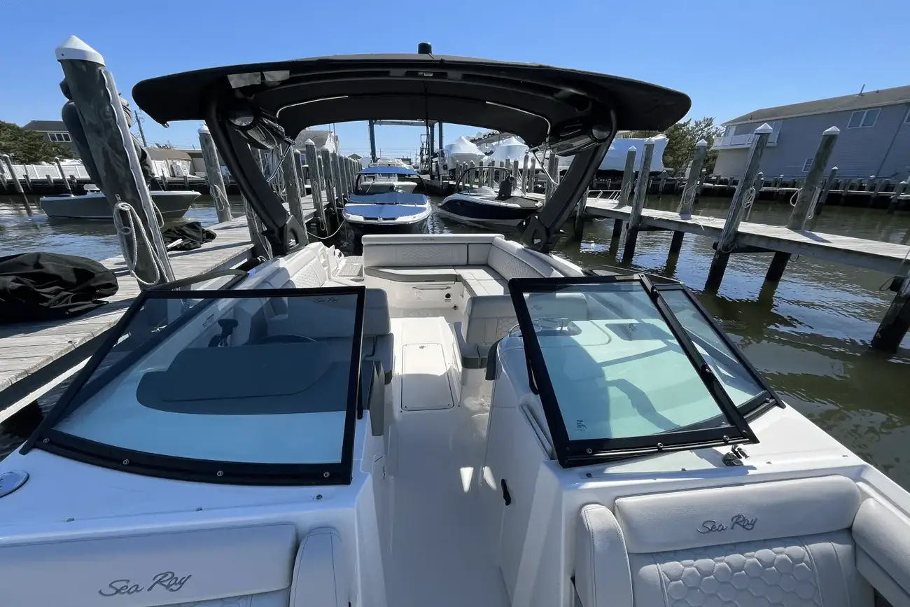 Thumbnail von Sea Ray SDX 270