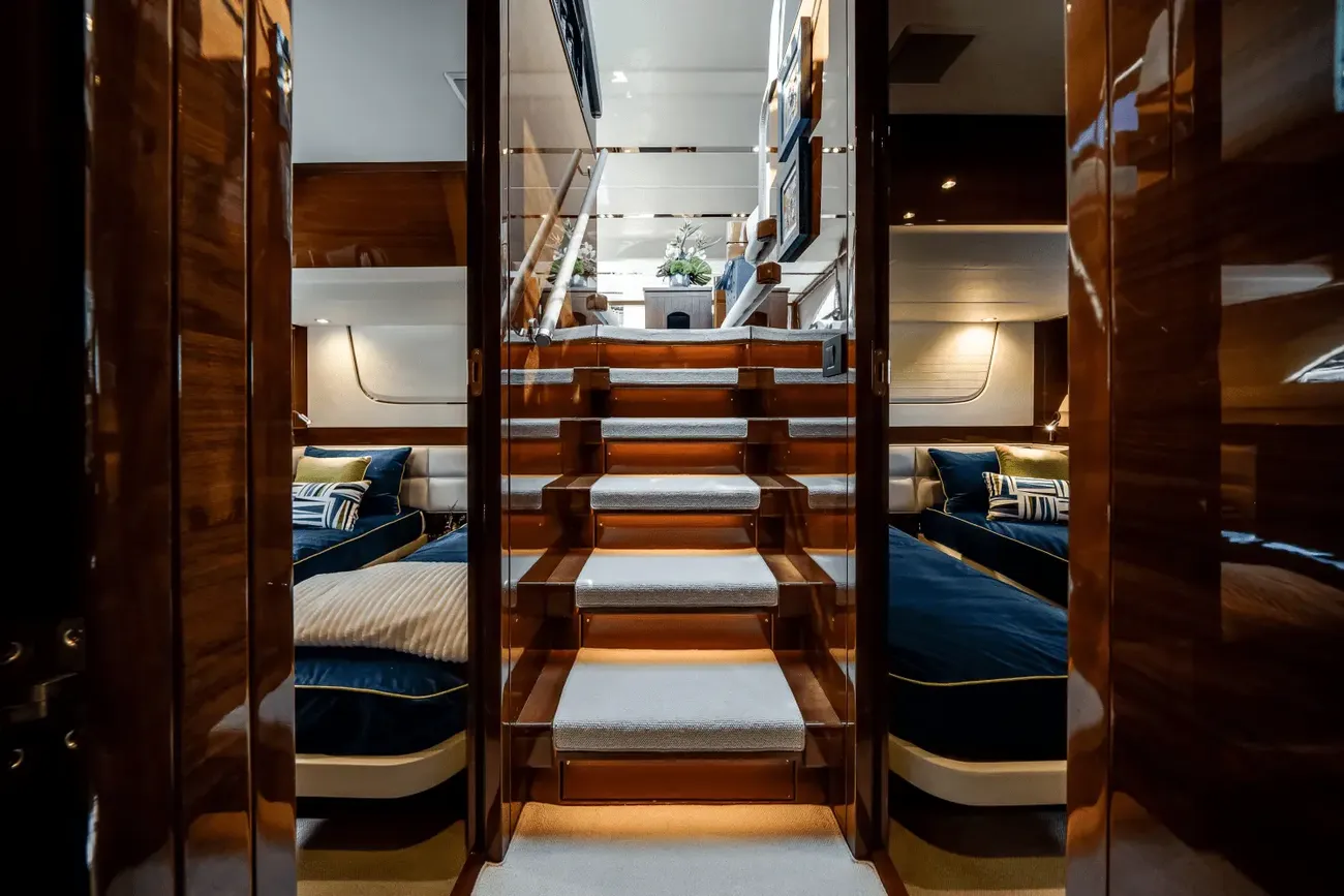 Thumbnail von Princess F70