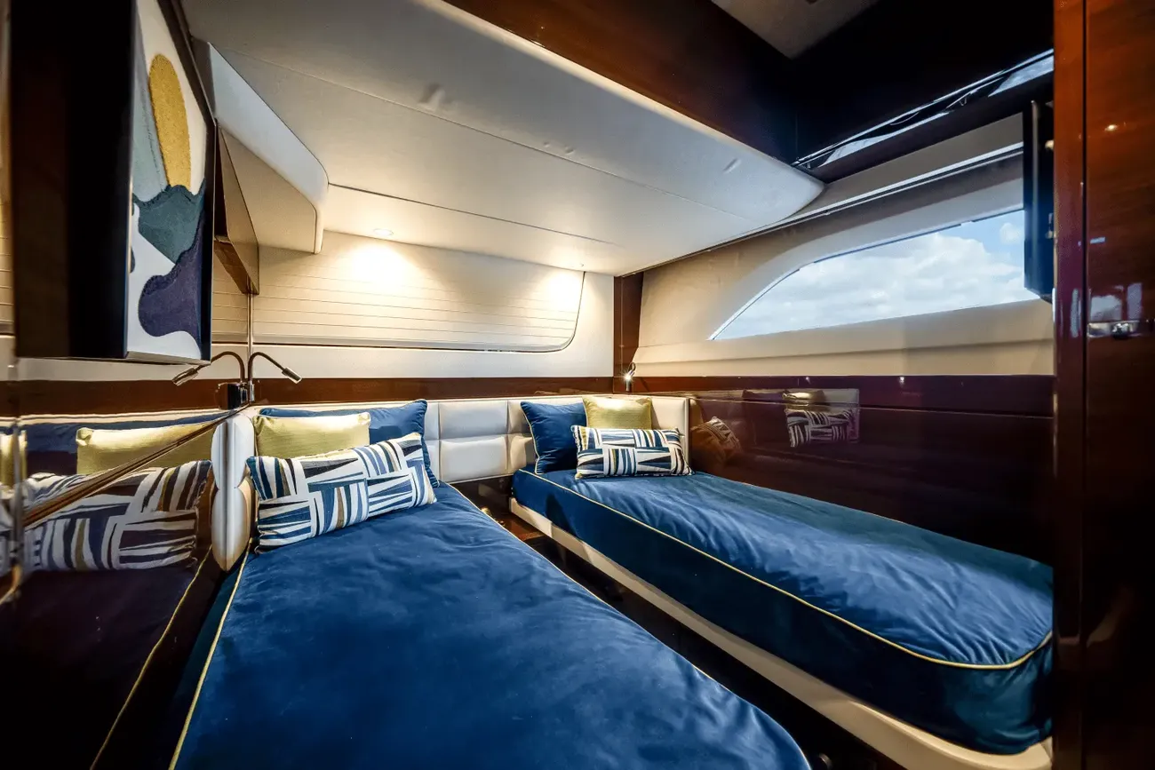 Thumbnail von Princess F70