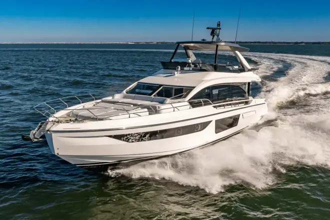 Azimut 68