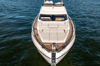 Thumbnail von Azimut 68