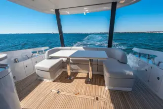 Thumbnail von Azimut 68