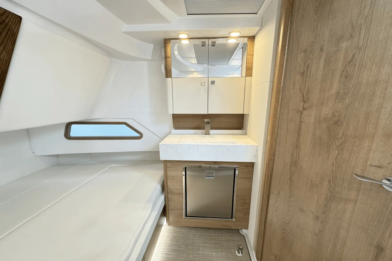 Thumbnail von Bertram 39 CC