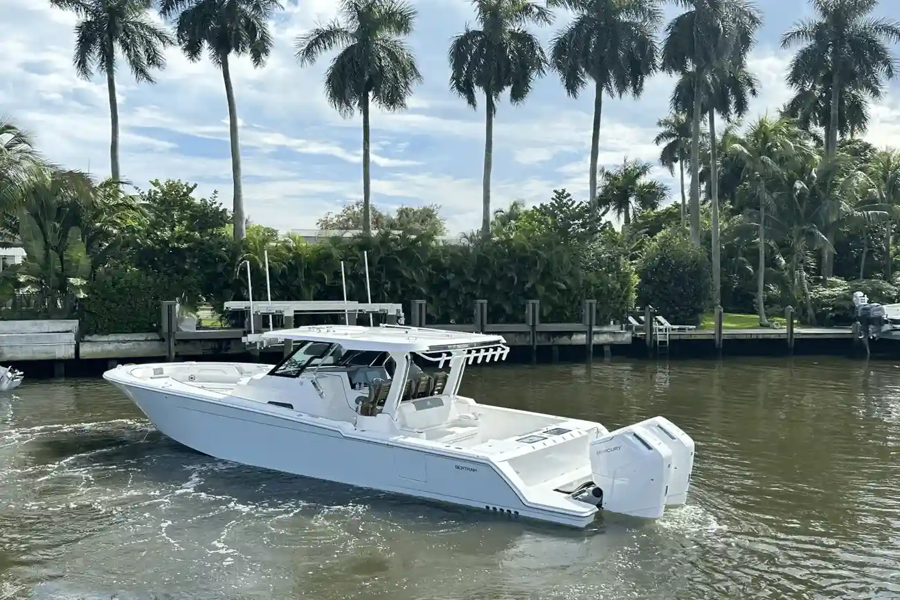 Thumbnail von Bertram 39 CC