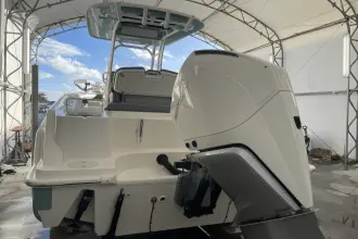 Thumbnail von Boston Whaler 230 Outrage