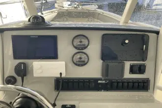 Thumbnail von Boston Whaler 230 Outrage