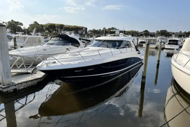 Sea Ray 450 Sundancer