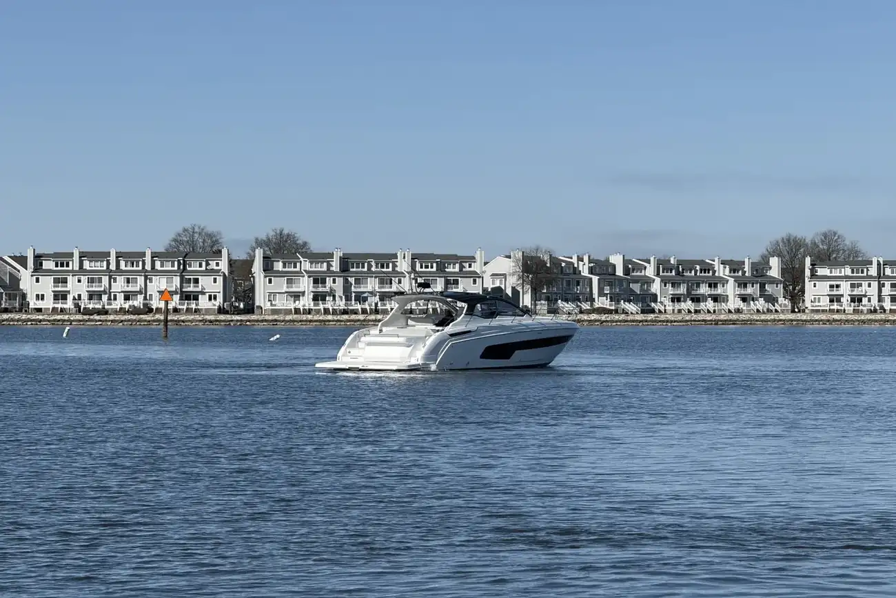 Thumbnail von Azimut Atlantis 45