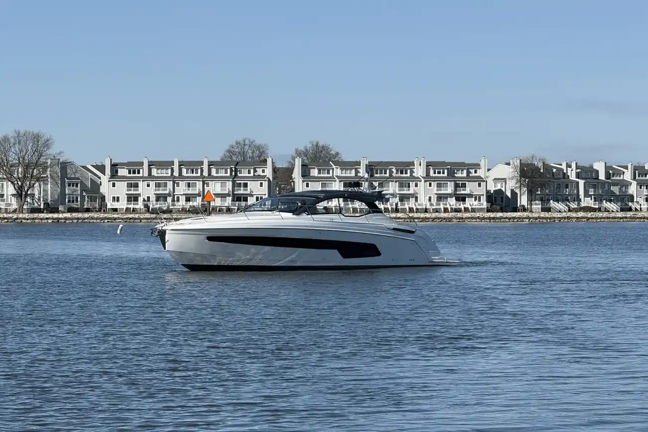 Thumbnail von Azimut Atlantis 45