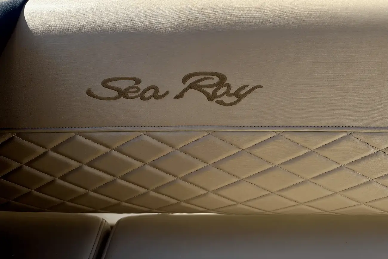 Thumbnail von Sea Ray 460 Sundancer