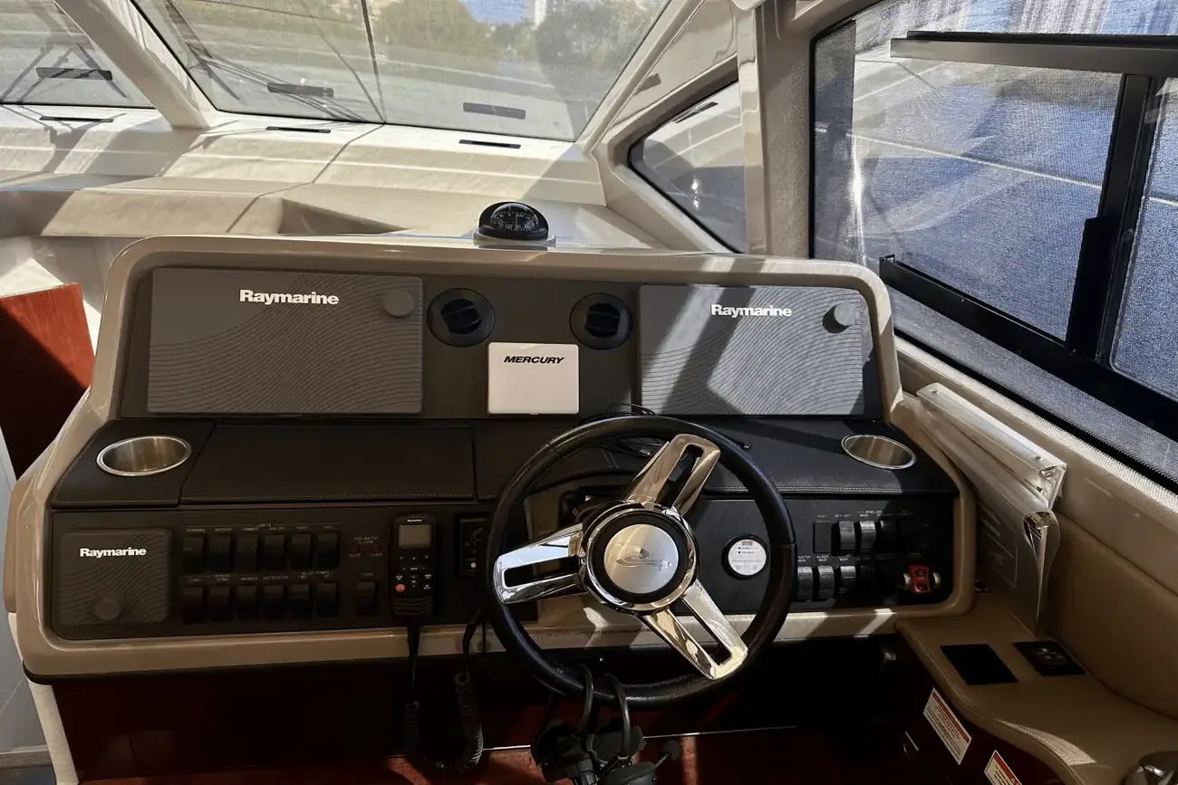 Thumbnail von Sea Ray 460 Sundancer