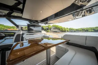 Thumbnail von Cruisers Yachts 50 GLS OB