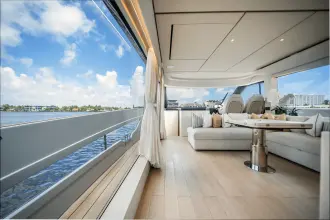 Thumbnail von Azimut Seadeck 6