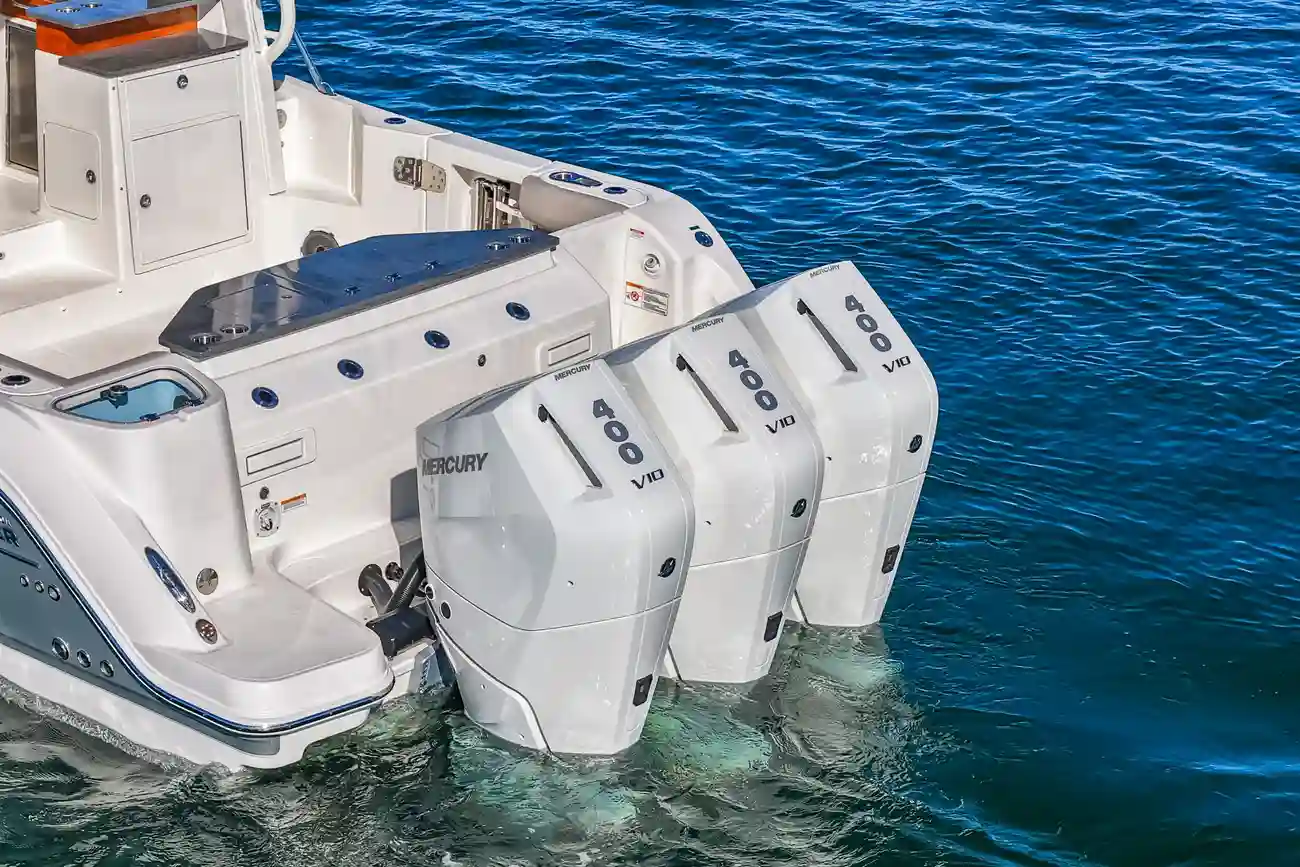 Thumbnail von Boston Whaler 360 Outrage