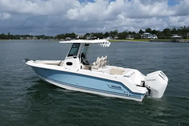 Boston Whaler 250 Outrage