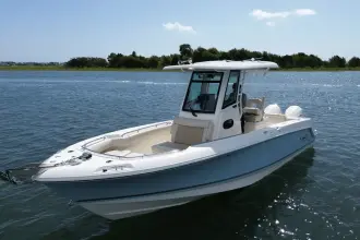 Thumbnail von Boston Whaler 250 Outrage