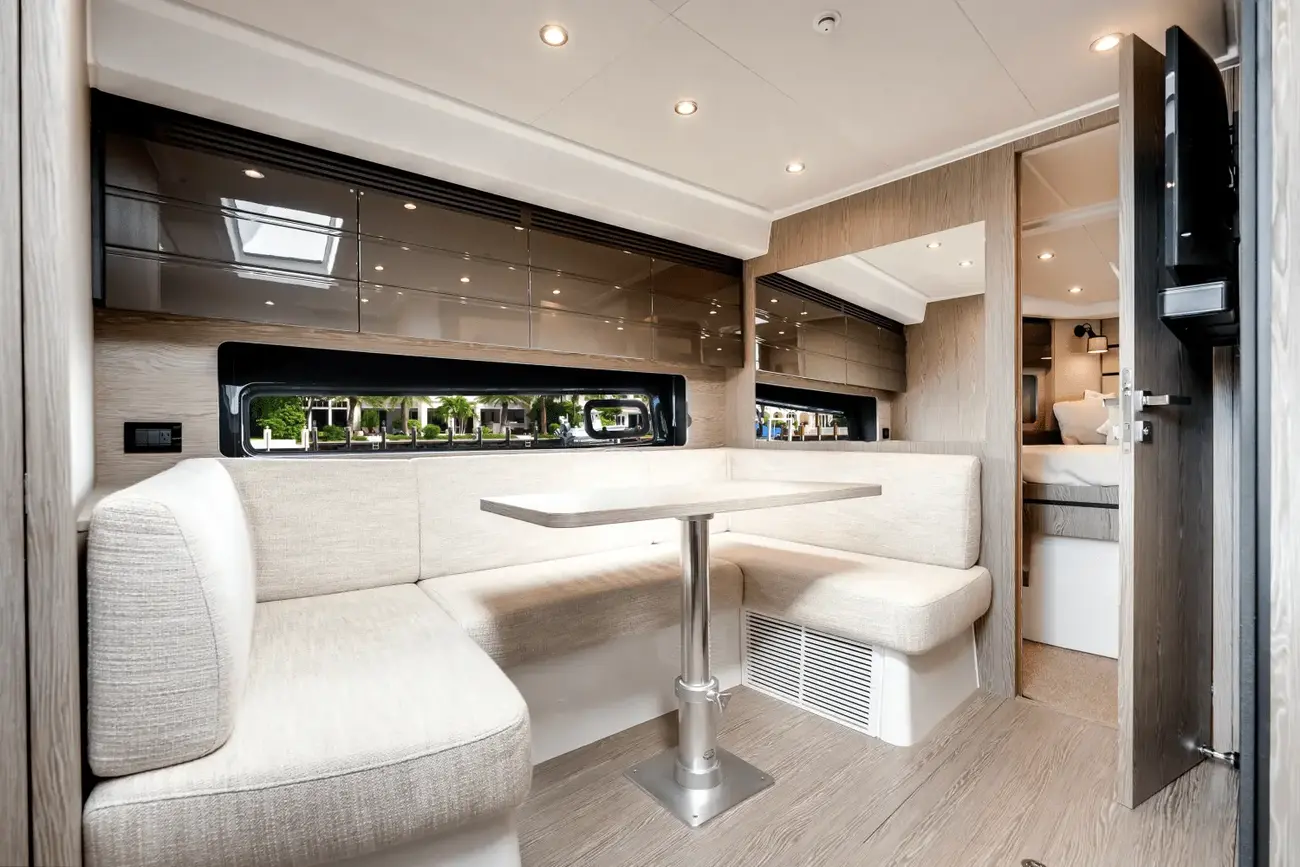 Thumbnail von Azimut Atlantis 45