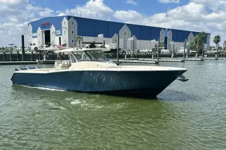 Thumbnail von Grady White 366 Canyon