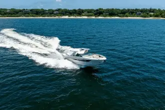 Thumbnail von Sea Ray SLX 400 Outboard