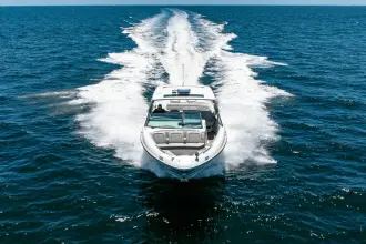 Thumbnail von Sea Ray SLX 400 Outboard