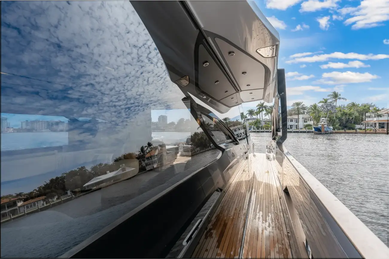 Thumbnail von Azimut S8