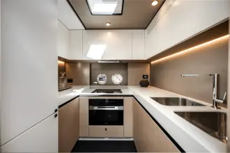 Thumbnail von Azimut S8