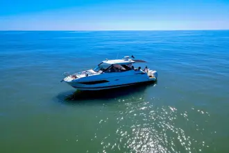 Thumbnail von Sea Ray 320 Sundancer