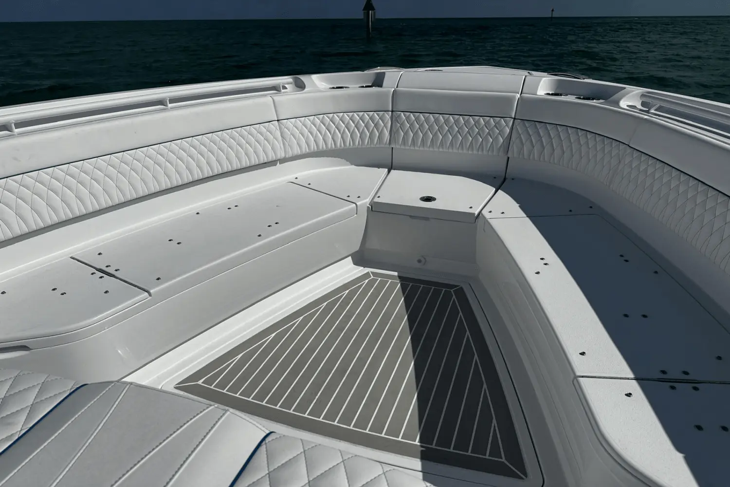 Thumbnail von Intrepid 41 Panacea