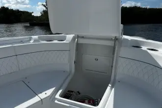 Thumbnail von Intrepid 41 Panacea