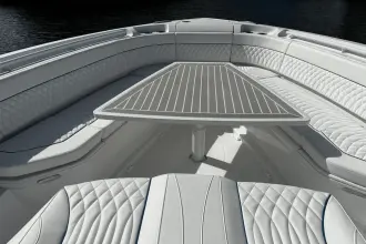 Thumbnail von Intrepid 41 Panacea