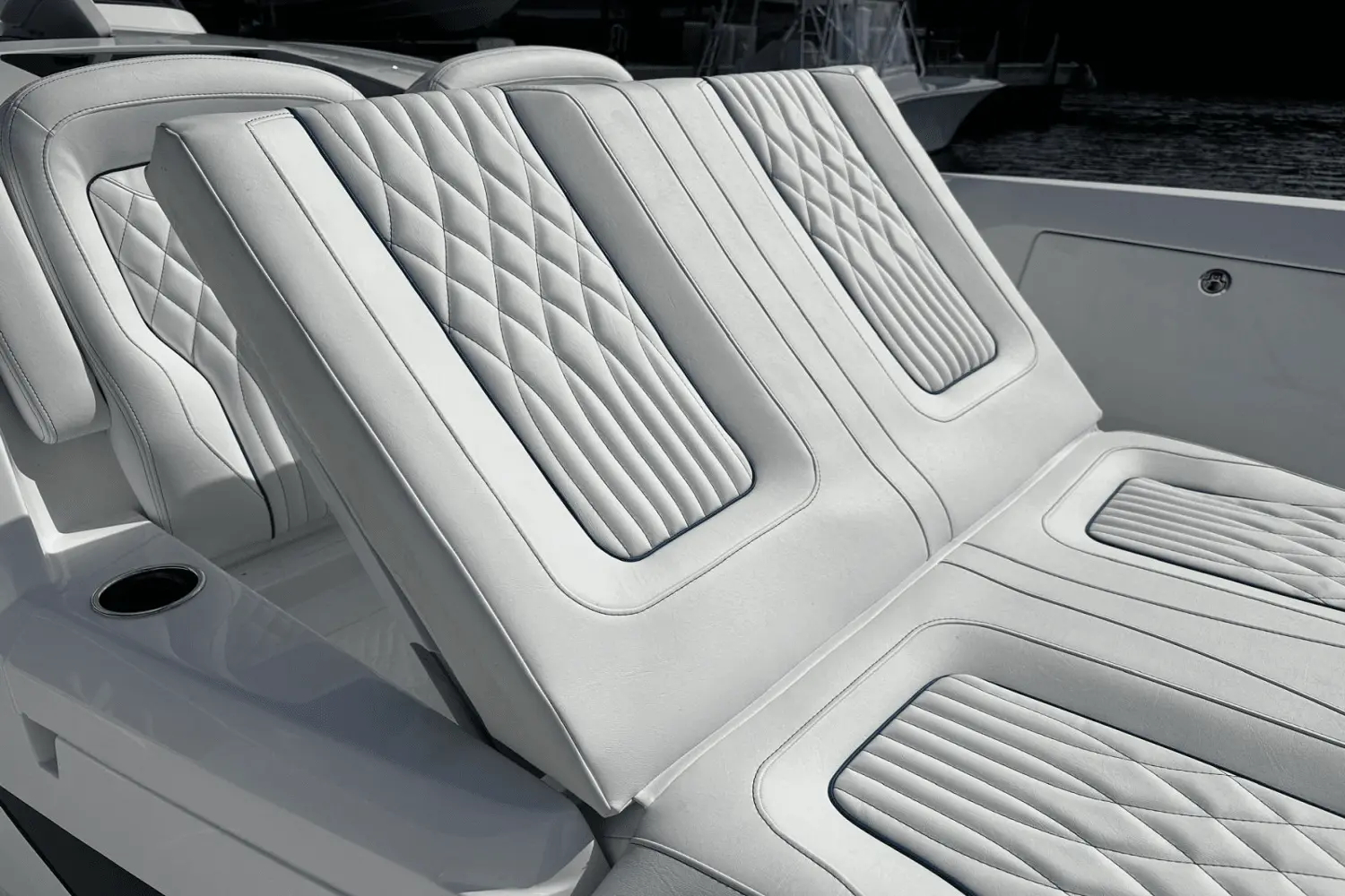 Thumbnail von Intrepid 41 Panacea