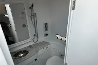 Thumbnail von Intrepid 41 Panacea