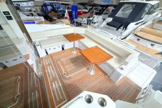 Thumbnail von Cruisers Yachts 42 Cantius