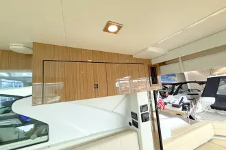 Thumbnail von Cruisers Yachts 42 Cantius