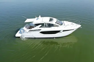 Thumbnail von Cruisers Yachts 42 Cantius