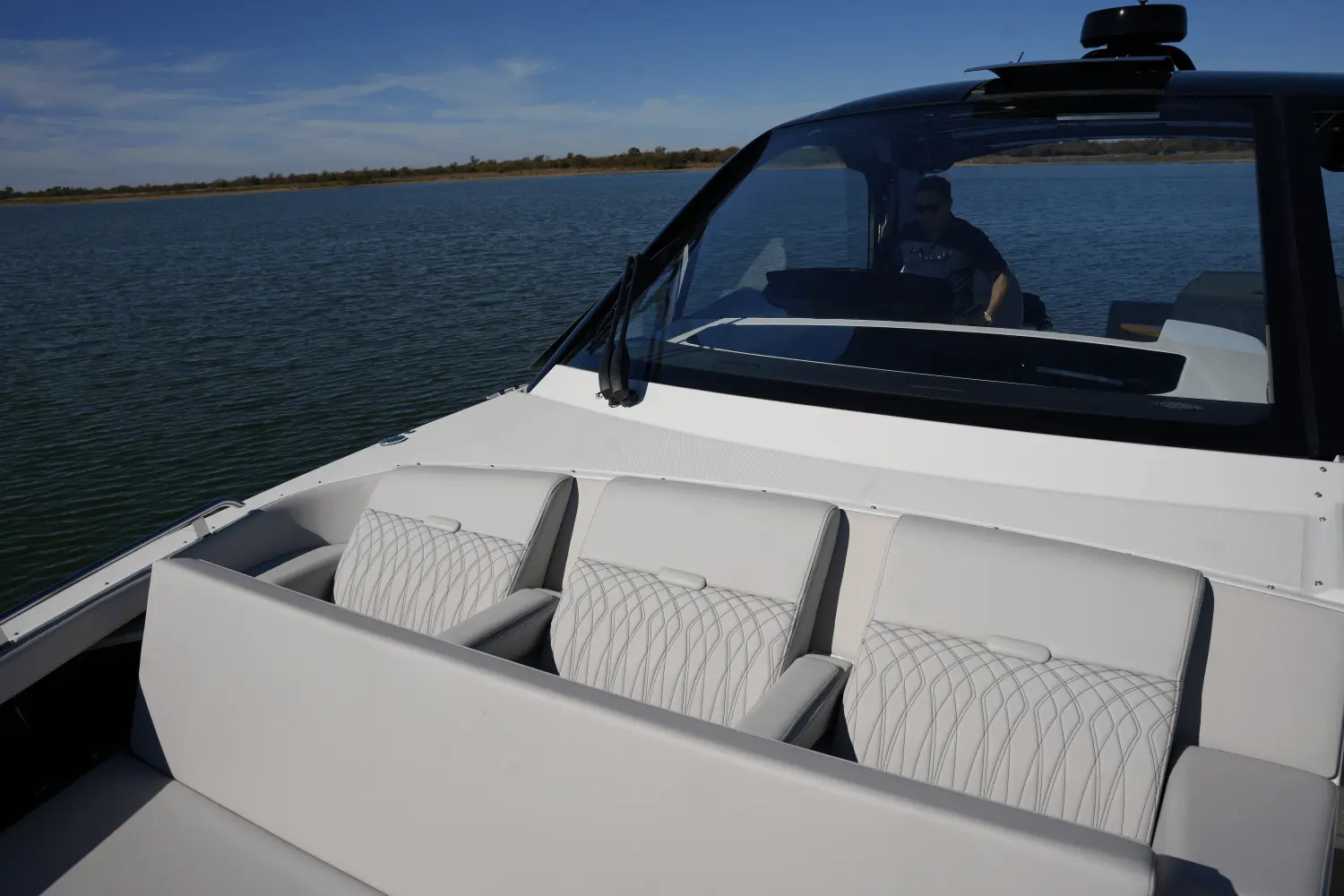 Thumbnail von Sea Ray 370 Sundancer